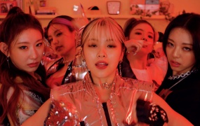 ITZY - Swipe (Master-2160p-3.14G)