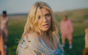 Ella Henderson,House Gospel Choir,Just Kiddin - Risk It All(WEB-1080P-169M)