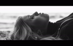 Clödie - Hold On(MKV-4K-476M)