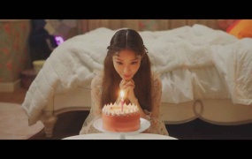 CHUNG HA 金请夏 - Killing Me(WEB-330M)