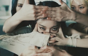 Chung Ha 金请夏 - Killing Me (Performance Ver.) (Master-0.97G)