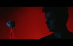 David Guetta,Jamie Scott,Martin Garrix,Romy Dya - So Far Away(TS-72M)