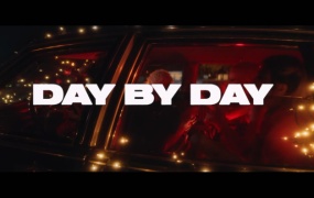 Frank Walker,Two Feet - Day By Day(WEB-76M)