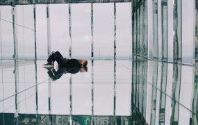 The Chainsmokers - High (Live at SUMMIT at One Vanderbilt)(MKV-456M)