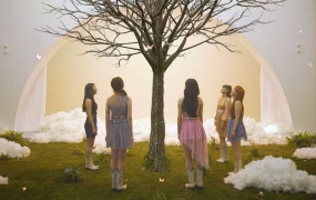 Cherry Bullet - Love In Space (Bugs-4K-1.27G)