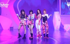 Aespa全员直拍 Savage' (aespa FanCam) - @MCOUNTDOWN_2021.10.14.8K.965M