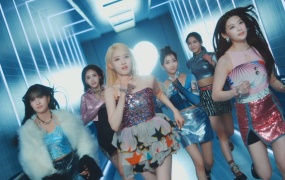 STAYC - RUN2U(WEB-147M)