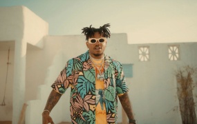 Chris Tsuanna - Twerk On Me(WEB-MP4-736M)