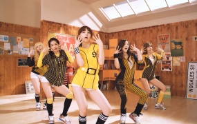 Girl's Day - Twinkle Twinkle(Master-MOV-2.54G)