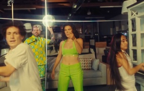 Dillon Francis, ILLENIUM, EVAN GIIA - Don't Let Me Let Go(MKV-428M)