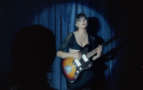 Daya - Love You When You’re Gone(WEB-209M)