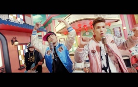 周杰伦, 派伟俊 - Try 电影《功夫熊猫3》全球主题曲(WEB-134M)