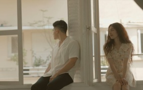 HỨA KIM TUYỀN, HOÀNG DUYÊN - SÀI GÒN ĐAU LÒNG QUÁ(MKV-302M)