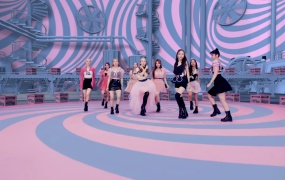 Kep1er - Wing Wing (MKV-412M/MP4-211M)