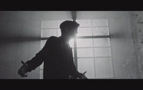 毕书尽 - Light Up The Future(MKV-280M)