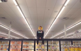 Tessa Violet - Crush(WEB-153M)