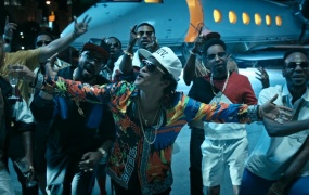 Bruno Mars - 24K Magic(WEB-228M)