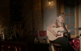 Ashley Kutcher - Survive My Own Mind(MKV-183M)