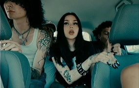 Maggie Lindemann - cages(MKV-241M)