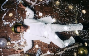 Olly Murs - Die Of A Broken Heart(MKV-420M)