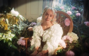 Josie Man - Cuts & Bruises(WEB-162M)