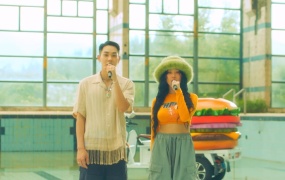 Loco,华莎 - Somebody!(MKV-256M)