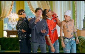 PRETTYMUCH - EXCITED(MKV-322M)