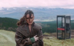 Mimi Webb - Last Train To London (I Won't Look Back)(WEB-158M)