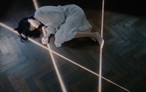 Aimer (エメ) - 眩いばかり(WEB-90M)
