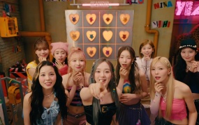 NiziU - HEARTRIS(MKV-358M)