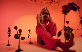 Madilyn Bailey - Hollywood Dead(MKV-211M)