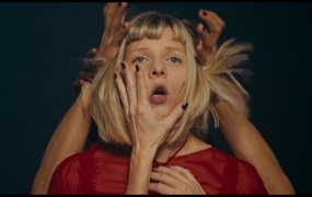 AURORA - Your Blood(WEB-153M)