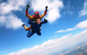 James Blunt - Adrenaline(WEB-119M)