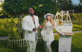 Jason Derulo, Meghan Trainor - Hands On Me(WEB-143M)