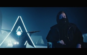 Alan Walker, Putri Ariani, Peder Elias - Who I Am(WEB-94M)