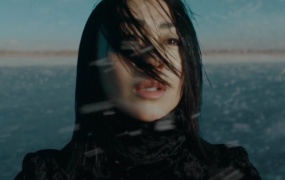 宇多田ヒカル宇多田光 - 何色でもない花(WEB-94M)