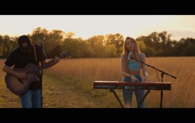 Jada Facer, Kyson Facer - Sweet Child O' Mine (Acoustic)(Cover)(MKV-146M)