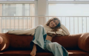 Skylar Simone - Shiver(MKV-263M)