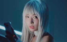 EVERGLOW - ZOMBIE(MKV-305M)