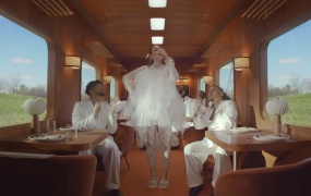 Clean Bandit, Anne-Marie, David Guetta - Cry Baby(MKV-249M)