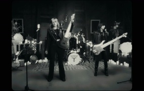 Freeze the Fall - One Left Standing(MKV-243M)