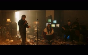 Christopher, Lee Young Ji - Trouble(WEB-199M)