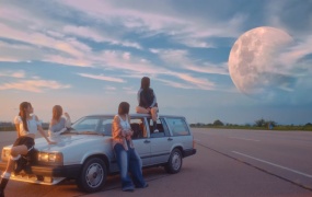 KISS OF LIFE - R.E.M(MKV-212M)