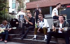 OneRepublic - Hurt(MKV-243M)