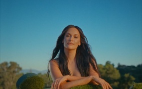 Kacey Musgraves - The Architect(MKV-270M)