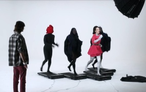 Allie X - Weird World(MKV-503M)