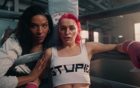 Beth McCarthy - Hot and Stupid(MKV-251M)