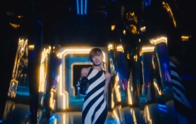 Jaime Cheung 张天颖, 丽英 - PICK UP YOUR PHONE(MKV-295M)