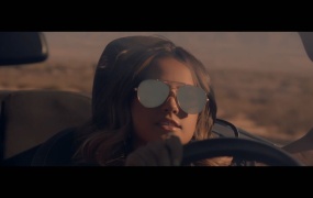 Becky G - Mangú(WEB-103M)