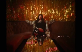 Cher Lloyd - Green Light(WEB-243M)